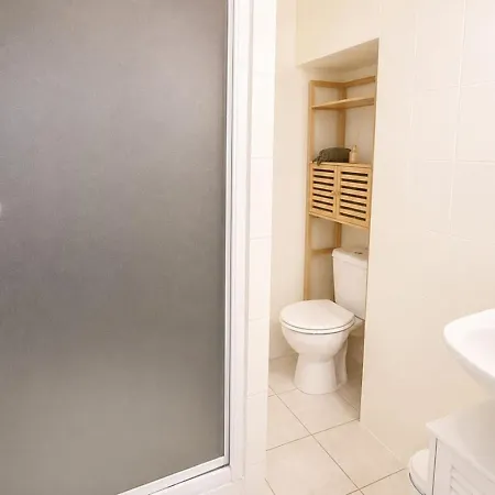 Limerick Snug - 4p - Centre *